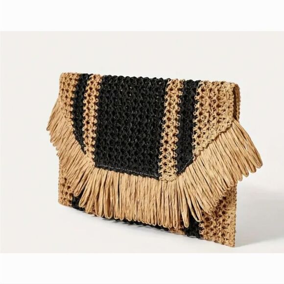 New Black & muted natural rattan color tropical vacation clutch - Picture 4 of 10